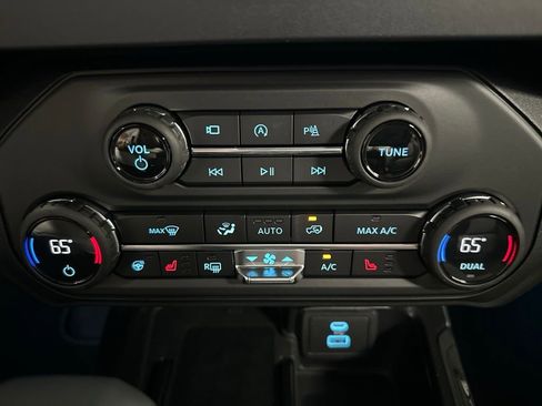 New 2025 Ford Bronco Outer Banks image 25