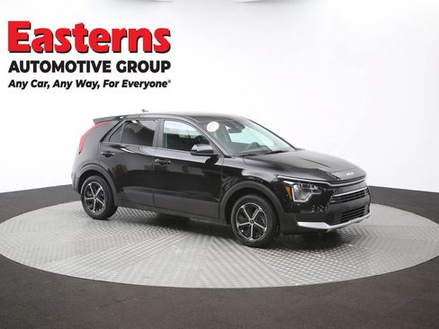 Used 2025 Kia Niro LX FWD image 35