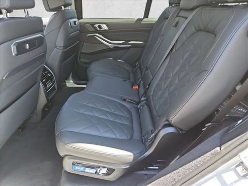 New 2027 BMW X7 xDrive40i w/ Premium Package AWD/4WD image 16