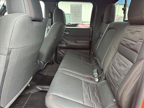 Used 2025 Nissan Frontier PRO-4X w/ Interior Protection Package image 11