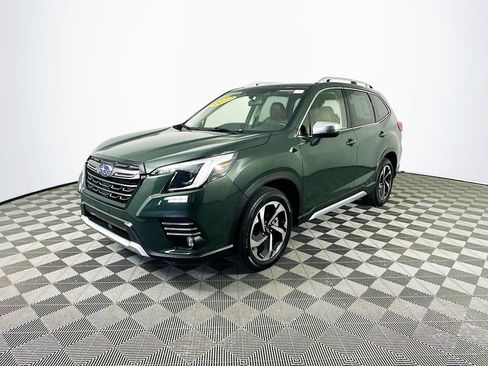 Used 2022 Subaru Forester Touring image 5