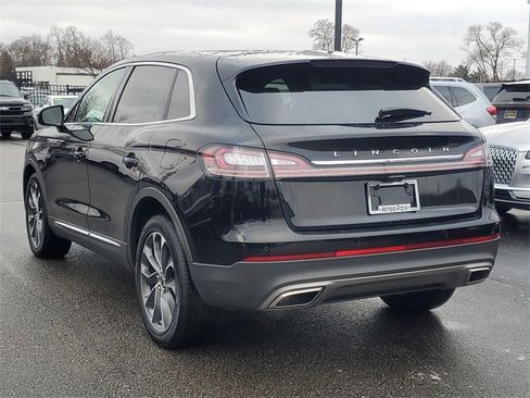 Certified 2023 Lincoln Nautilus Reserve image 5