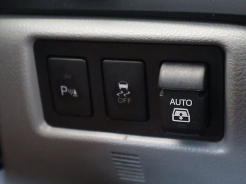 Used 2020 Toyota Sequoia Limited image 41