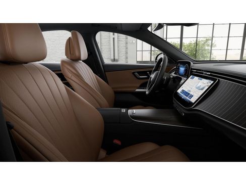 New 2026 Mercedes-Benz E 350 4MATIC Sedan image 4