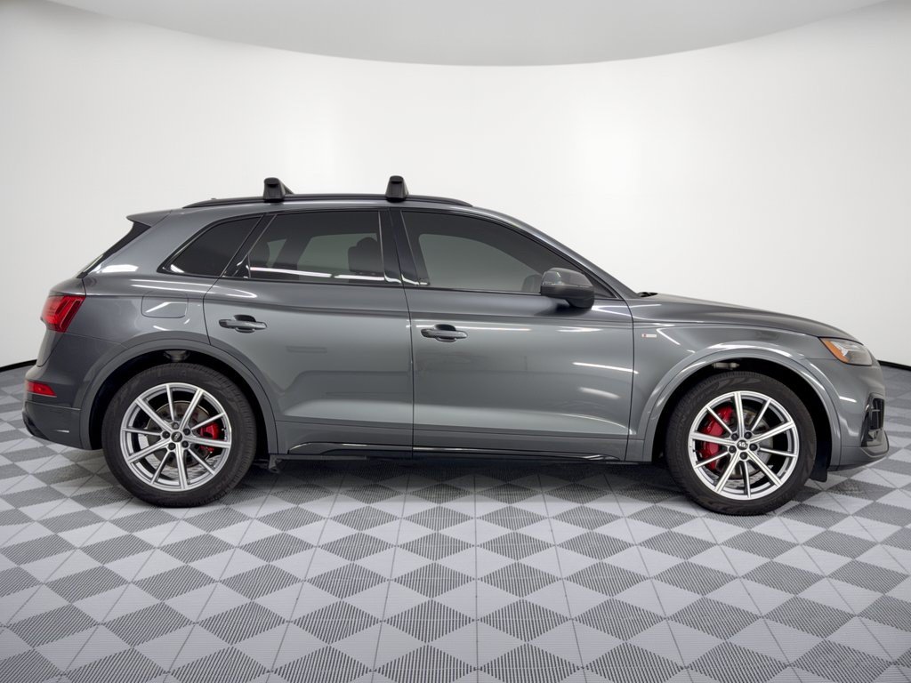 Used 2024 Audi Q5 e Premium Plus w/ Premium Plus Package AWD/4WD image 8