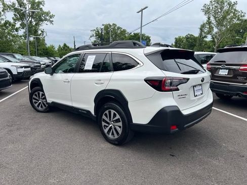 Used 2023 Subaru Outback Premium AWD/4WD image 30