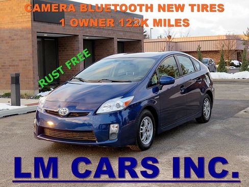 Used 2011 Toyota Prius Three image 1