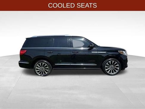 Used 2020 Lincoln Navigator Reserve RWD image 8