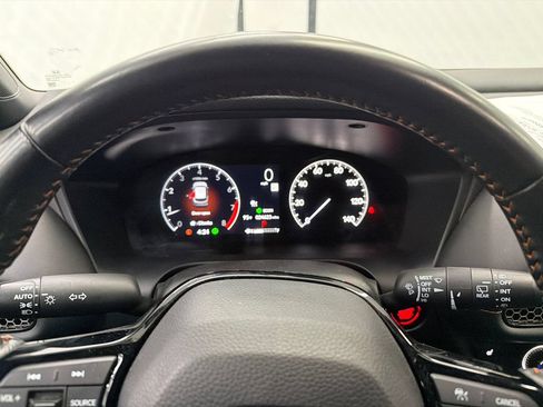 Used 2025 Honda HR-V Sport image 24