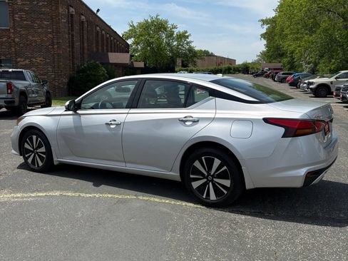 Used 2019 Nissan Altima 2.5 SV AWD/4WD image 32