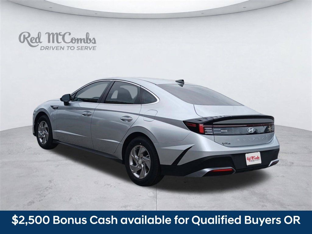 New 2026 Hyundai Sonata SE FWD image 3