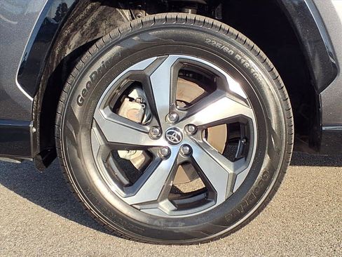 Certified 2024 Toyota RAV4 SE image 8