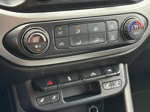 Used 2016 Chevrolet Colorado LT w/ Luxury Package, Chrome image 21