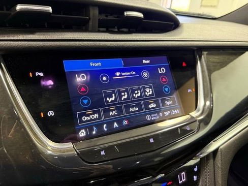 Used 2021 Cadillac XT6 Premium Luxury AWD/4WD image 20