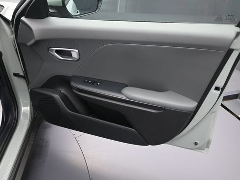 Certified 2026 Kia K4 FWD image 32