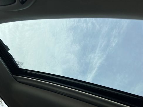 Certified 2024 Subaru Outback Limited image 25