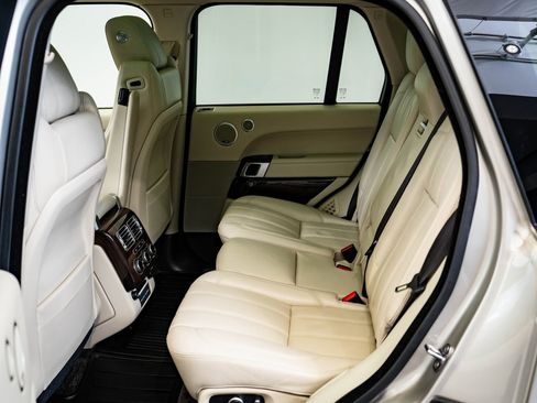 Used 2017 Land Rover Range Rover Supercharged image 36