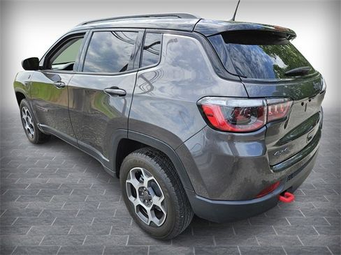 Used 2022 Jeep Compass Trailhawk image 5