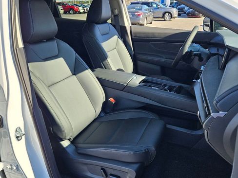 New 2026 Nissan Murano SV AWD/4WD image 15