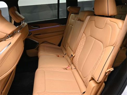 Used 2022 Jeep Grand Cherokee L Summit image 18