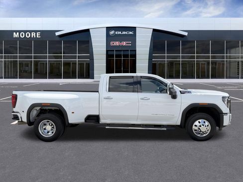 Used 2024 GMC Sierra 3500 Denali w/ Denali Reserve Package AWD/4WD image 2