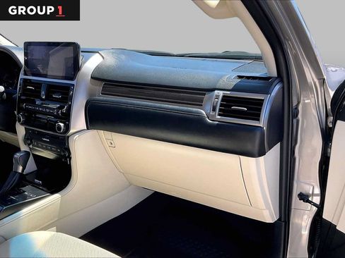 Used 2023 Lexus GX 460 Premium AWD/4WD image 19