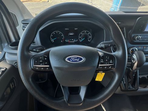 Used 2024 Ford Transit 250 Low Roof AWD image 8