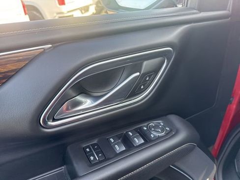 Used 2023 Chevrolet Tahoe Premier w/ Premium Package image 28