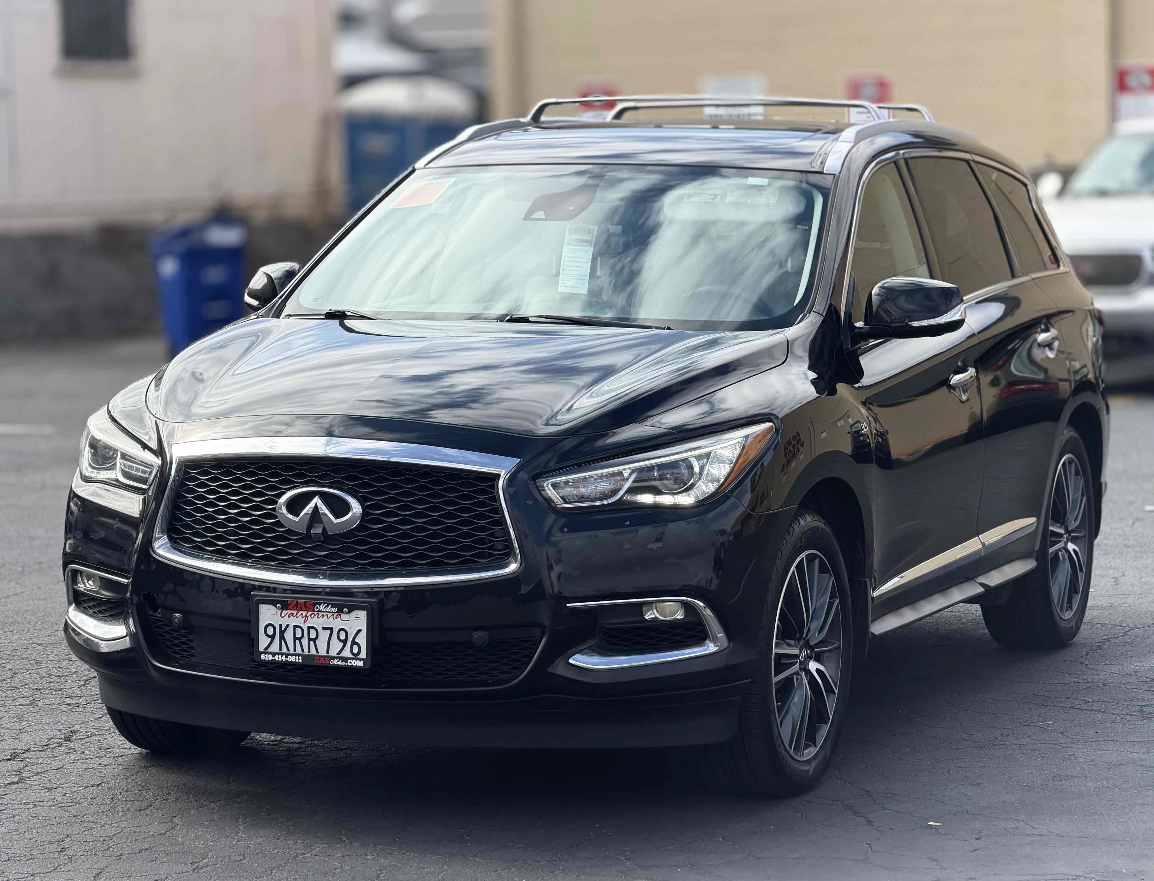 Used 2020 INFINITI QX60 Signature Edition FWD image 3