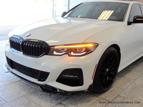 Used 2022 BMW 330i Sedan w/ M Sport Package RWD image 55