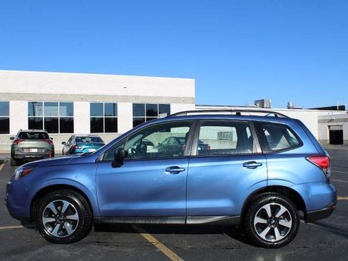 Used 2018 Subaru Forester 2.5i w/ Alloy Wheel Package AWD/4WD image 7