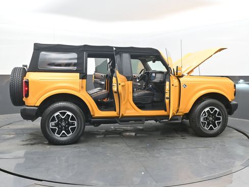 Used 2022 Ford Bronco Outer Banks image 50