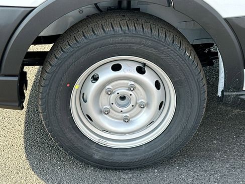 New 2026 Ford Transit 250 148 Medium Roof image 12