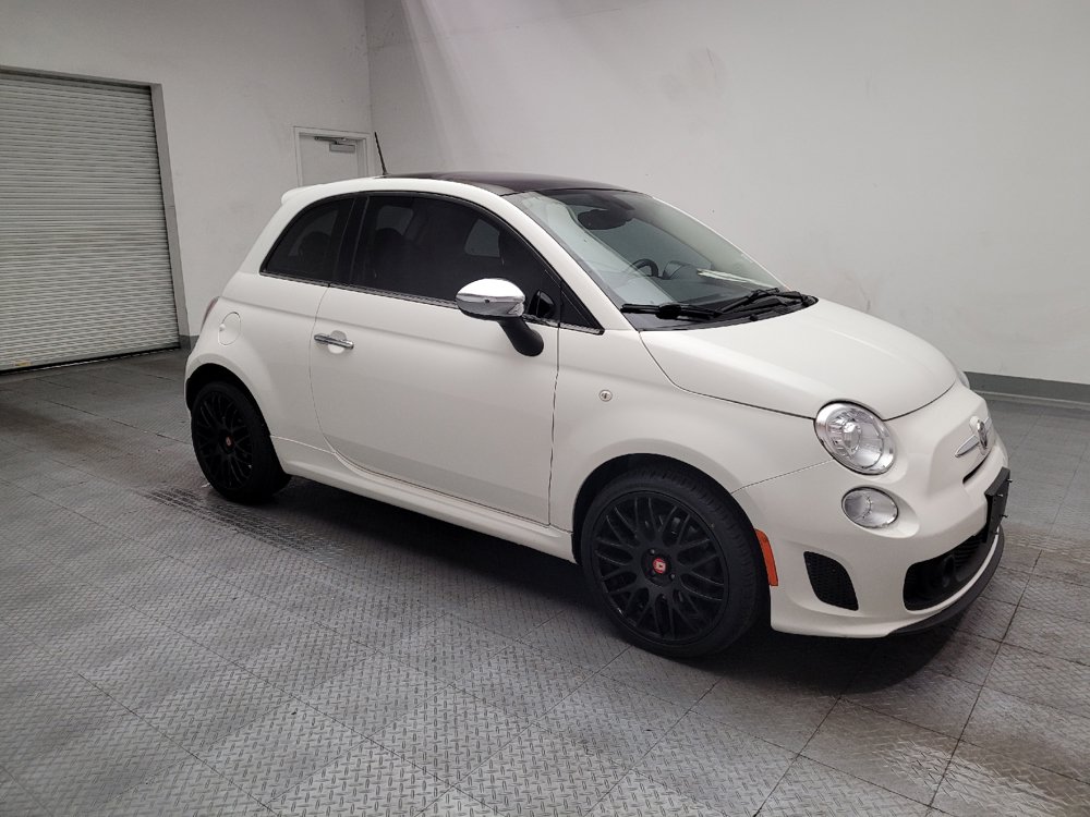 Used 2018 FIAT 500 Lounge FWD image 11