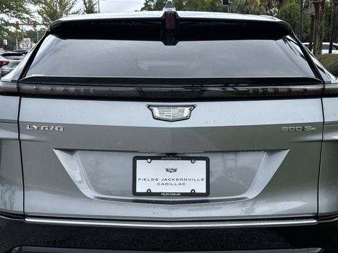Certified 2024 Cadillac Lyriq Luxury AWD/4WD image 10