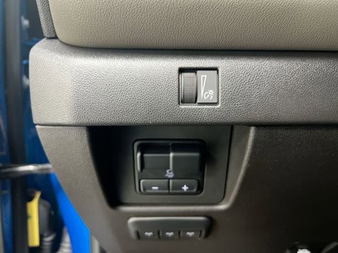 Used 2023 Chevrolet Colorado ZR2 w/ Desert Boss Special Edition AWD/4WD image 19
