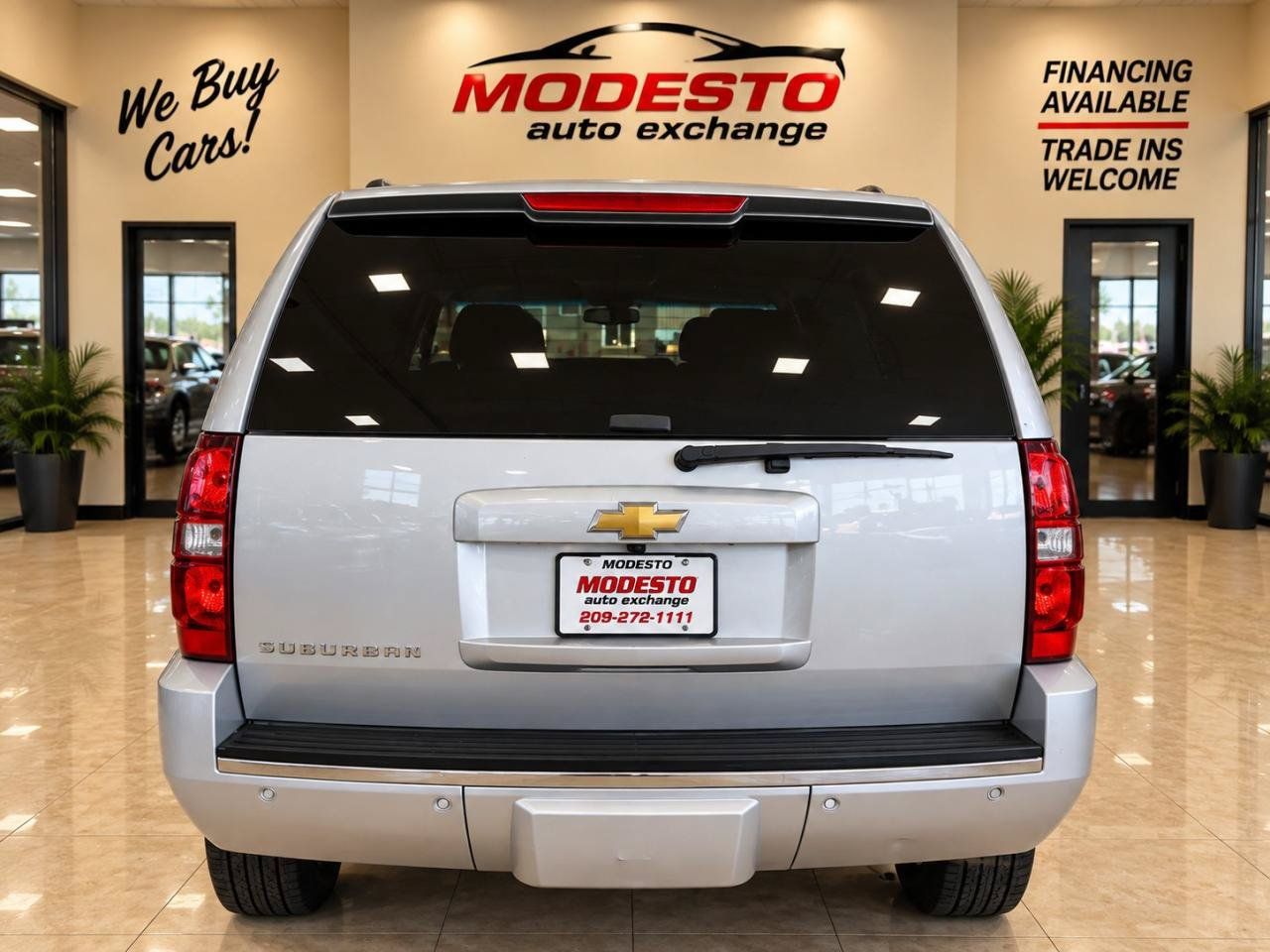 Used 2013 Chevrolet Suburban LTZ AWD/4WD image 4