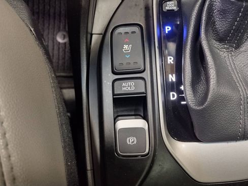 Used 2018 Hyundai Santa Fe Sport w/ 2.0T Ultimate Tech Package 05 image 39