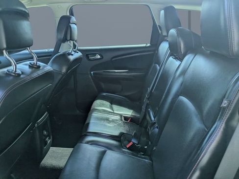 Used 2019 Dodge Journey GT FWD image 12
