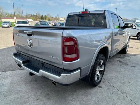 Used 2019 RAM 1500 Laramie AWD/4WD image 5