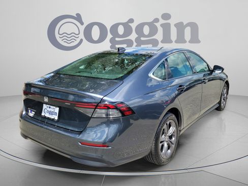 Used 2023 Honda Accord EX image 3