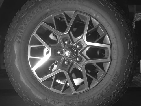 Used 2025 Jeep Wrangler Sahara image 13