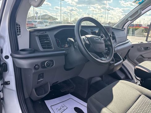 Used 2024 Ford Transit 250 Low Roof w/ Exterior Upgrade Package RWD image 41