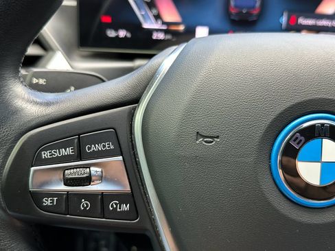 Used 2023 BMW i4 eDrive35 w/ Premium Package RWD image 27