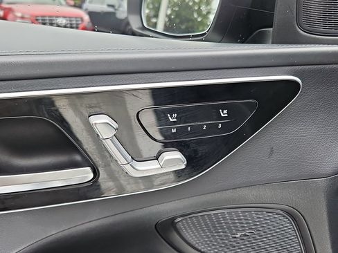 Used 2022 Mercedes-Benz C 300 Sedan image 25