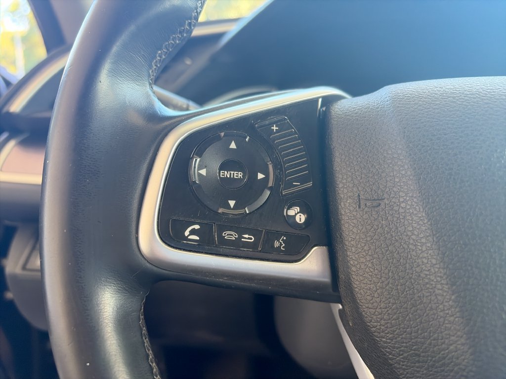 Used 2016 Honda Civic Touring image 16
