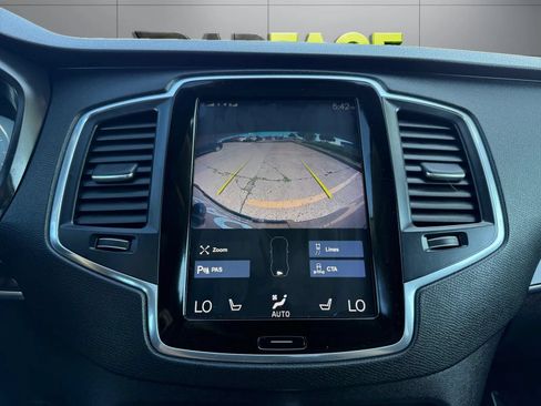 Used 2019 Volvo XC90 T5 Momentum w/ Multimedia Package AWD/4WD image 31