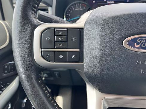 Used 2024 Ford Expedition Max XLT image 20