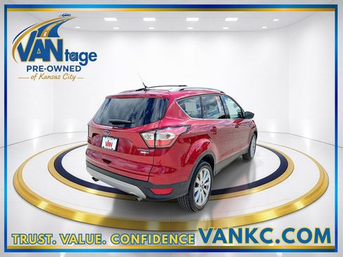 Used 2018 Ford Escape Titanium AWD/4WD image 6