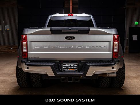 Used 2022 Ford F350 Lariat w/ Lariat Ultimate Package image 8